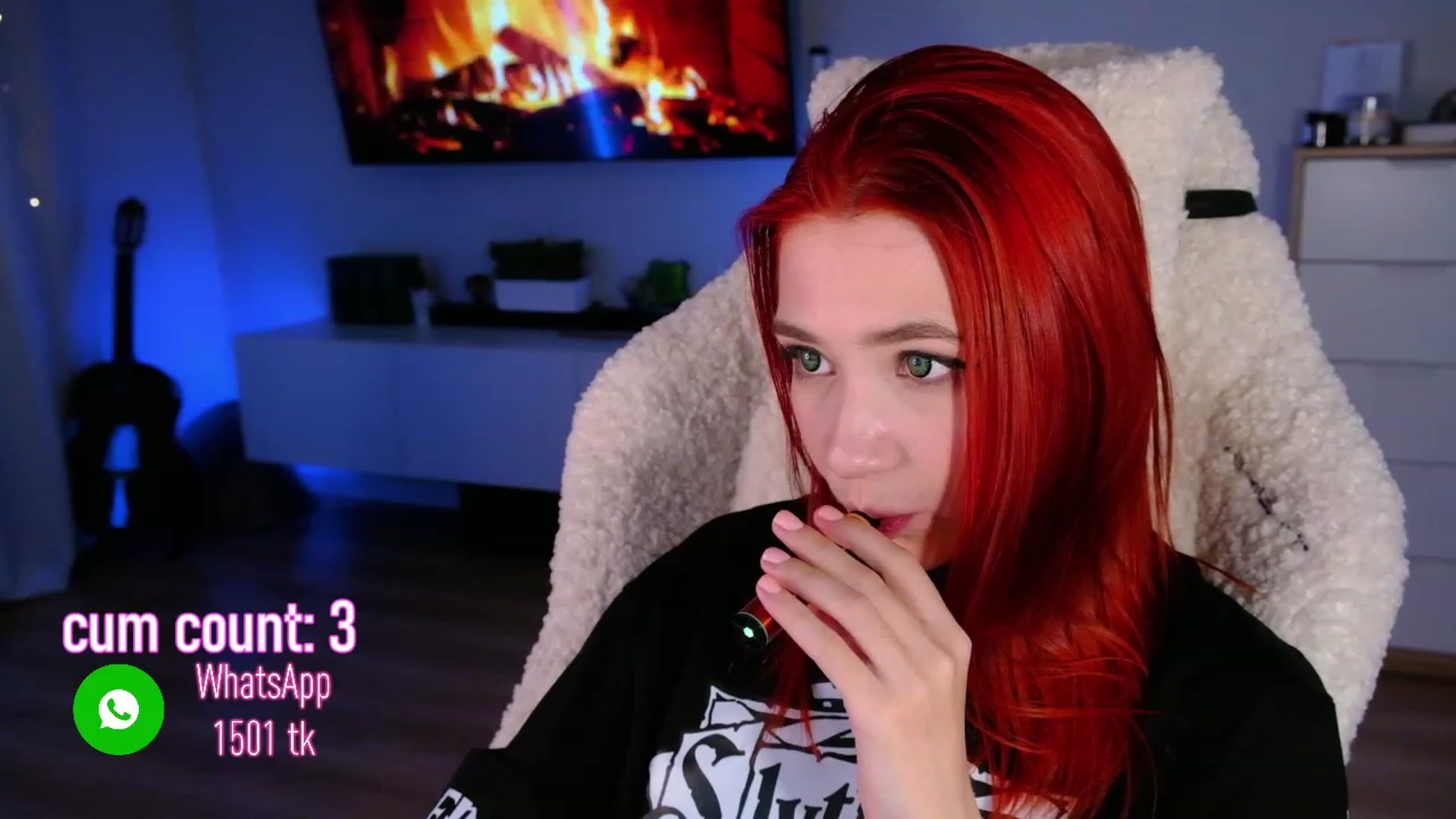 Gallery image thumbnail from JulyRedFox's myfreecams stream on, 01/14/2023, 02:17 image 11 of 20