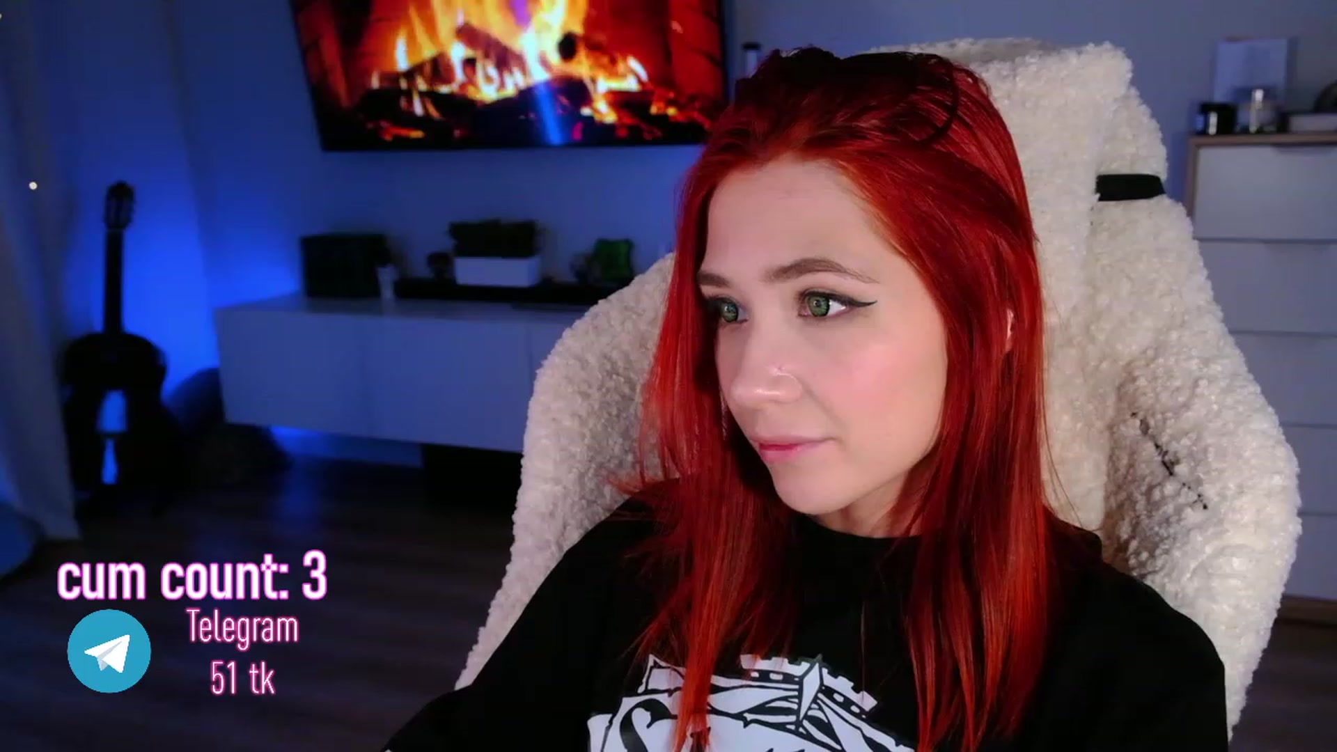 Gallery image thumbnail from JulyRedFox's myfreecams stream on, 01/14/2023, 02:17 image 15 of 20