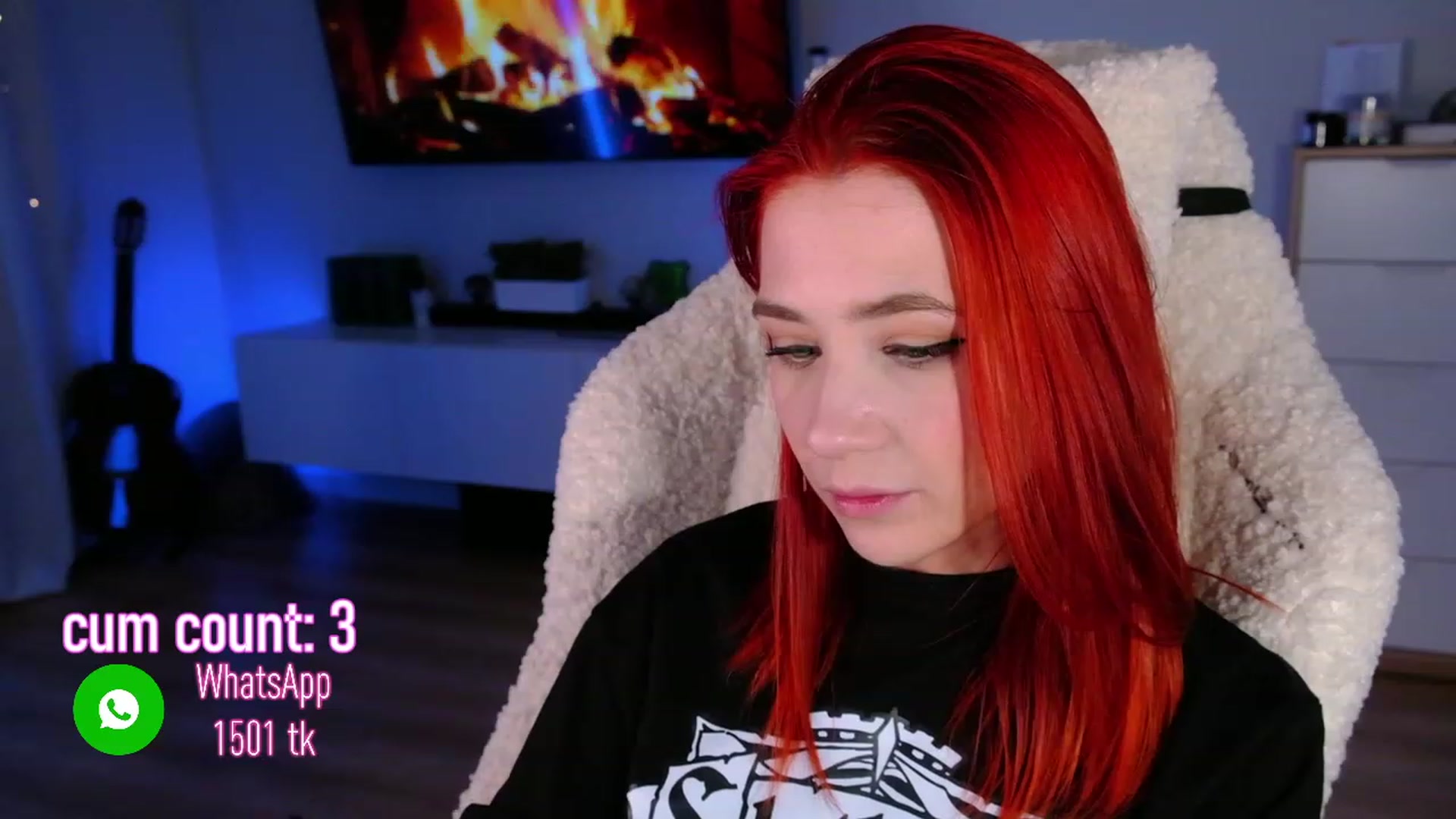 Gallery image thumbnail from JulyRedFox's myfreecams stream on, 01/14/2023, 02:17 image 8 of 20