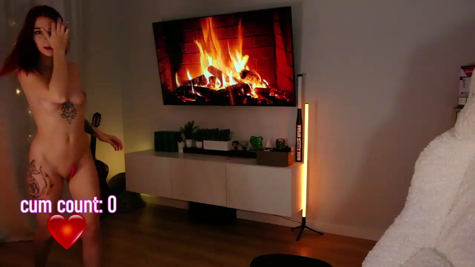 Gallery image thumbnail from JulyRedFox's myfreecams stream on, 01/20/2023, 24:25 image 5 of 20