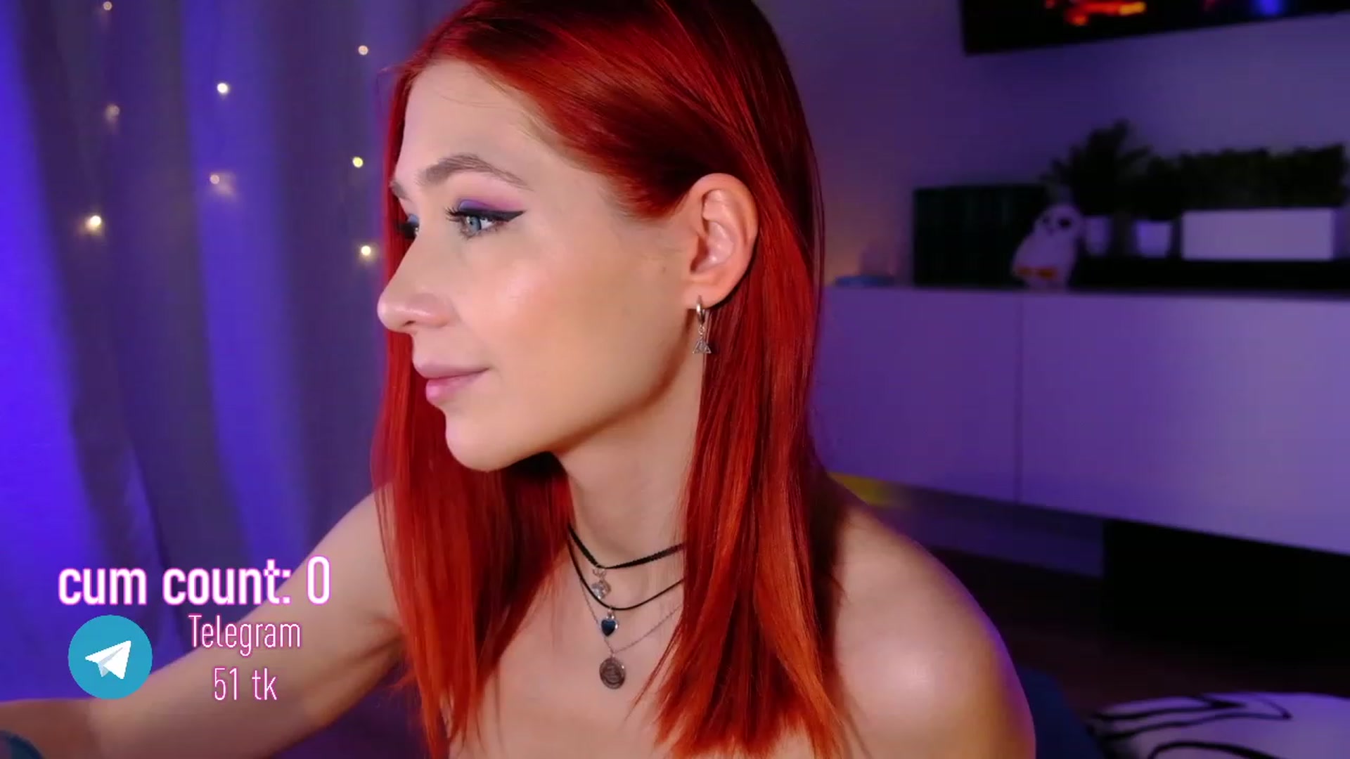Gallery image thumbnail from JulyRedFox's myfreecams stream on, 01/20/2023, 23:01 image 8 of 20