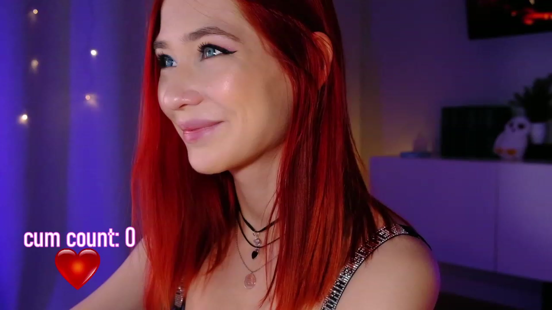 Gallery image thumbnail from JulyRedFox's myfreecams stream on, 01/20/2023, 23:01 image 3 of 20