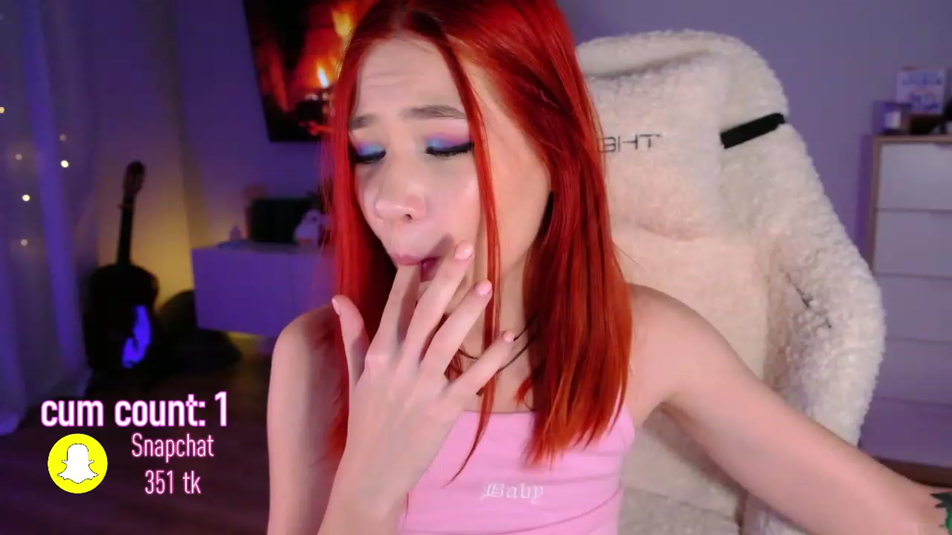 Gallery image thumbnail from JulyRedFox's myfreecams stream on, 01/21/2023, 02:57 image 2 of 20