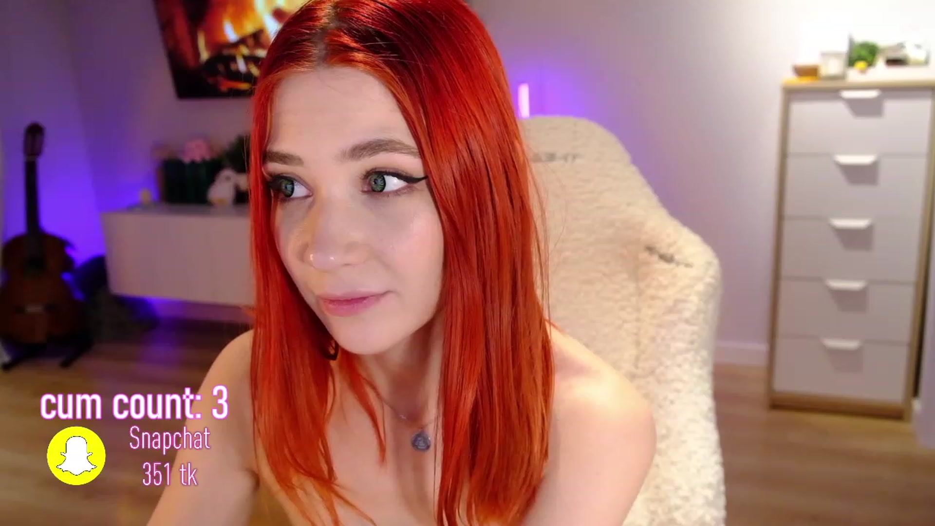 Gallery image thumbnail from JulyRedFox's myfreecams stream on, 01/27/2023, 01:01 image 13 of 20