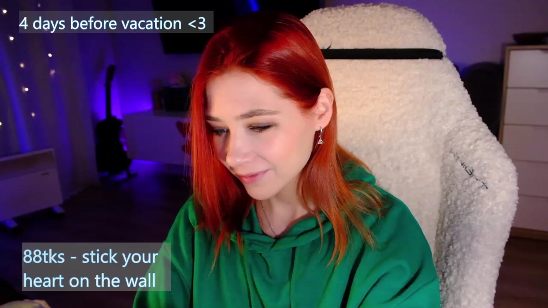 Gallery image thumbnail from JulyRedFox's myfreecams stream on, 02/11/2023, 24:14 image 8 of 20