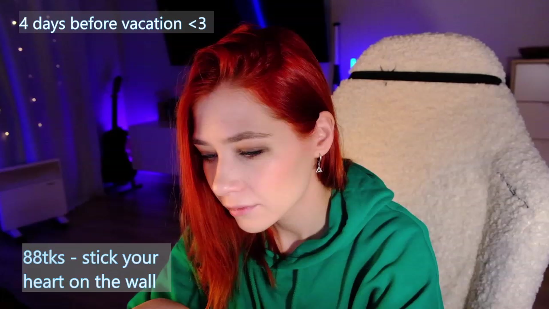 Gallery image thumbnail from JulyRedFox's myfreecams stream on, 02/11/2023, 24:14 image 5 of 20