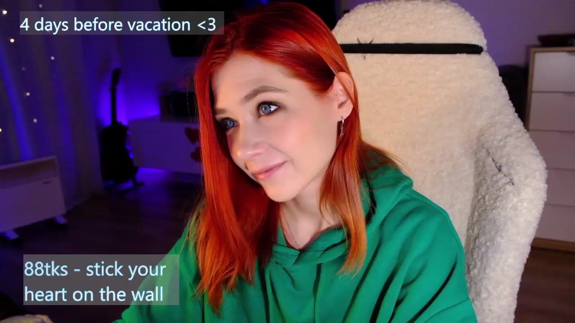Gallery image thumbnail from JulyRedFox's myfreecams stream on, 02/11/2023, 24:14 image 9 of 20