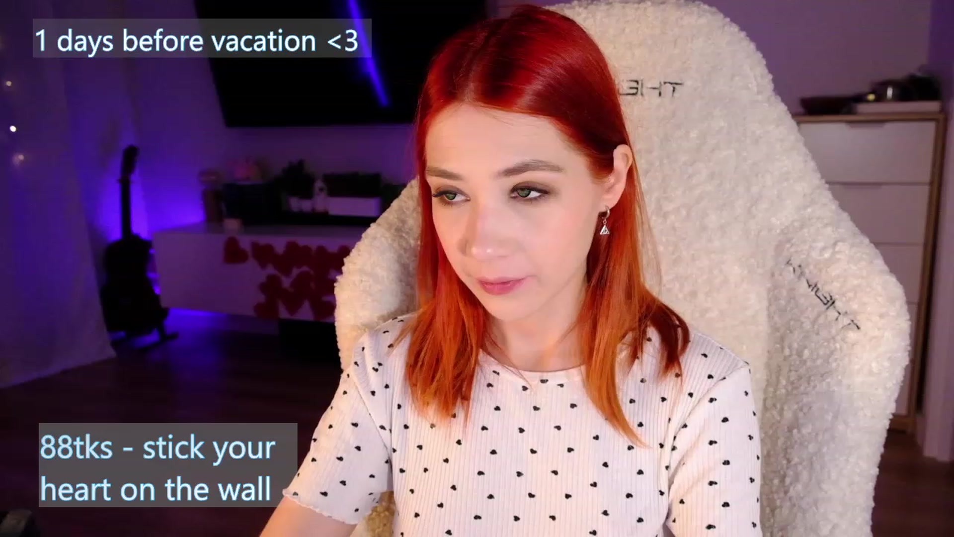 Gallery image thumbnail from JulyRedFox's myfreecams stream on, 02/14/2023, 01:14 image 4 of 20