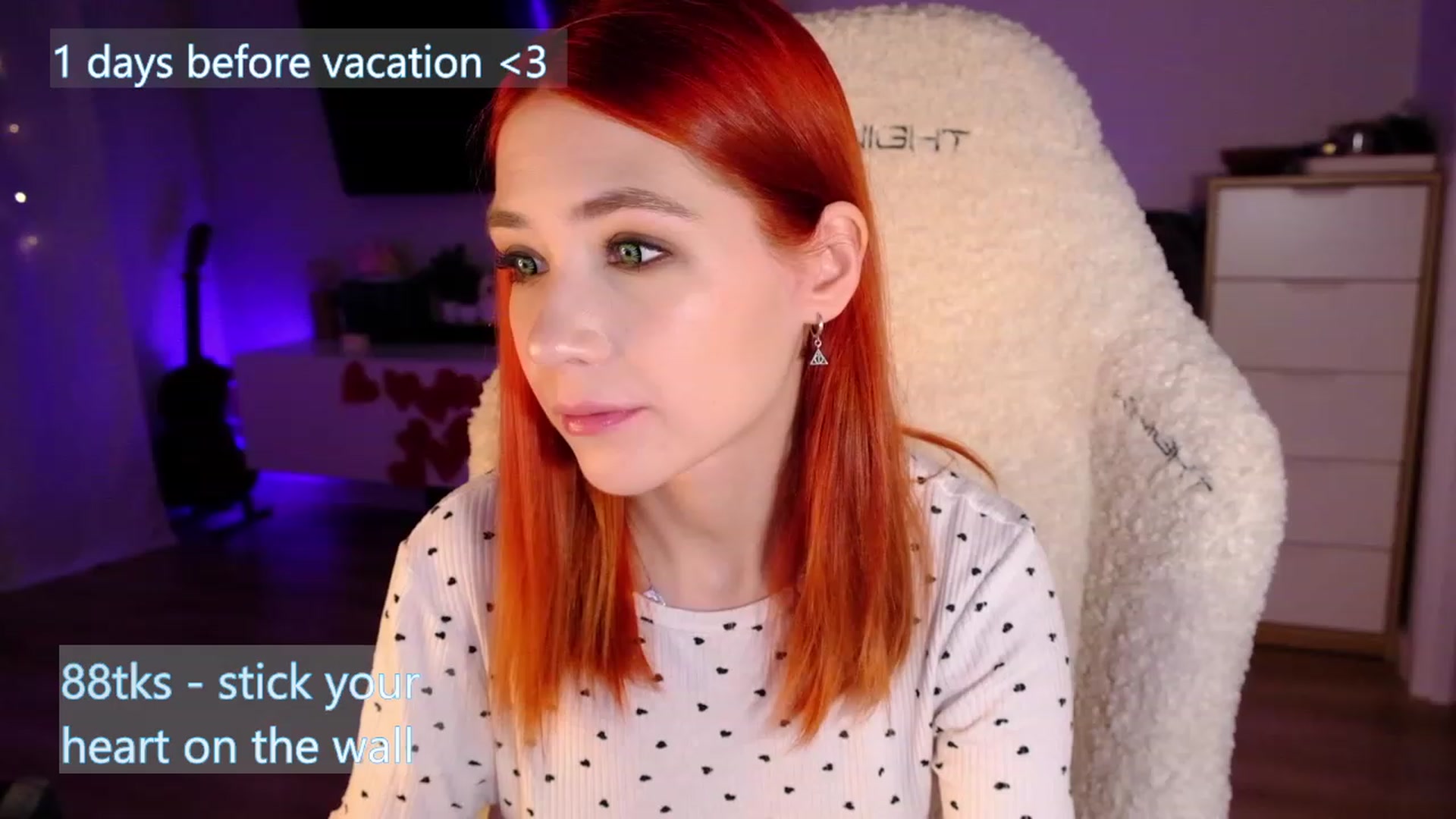 Gallery image thumbnail from JulyRedFox's myfreecams stream on, 02/14/2023, 01:14 image 19 of 20