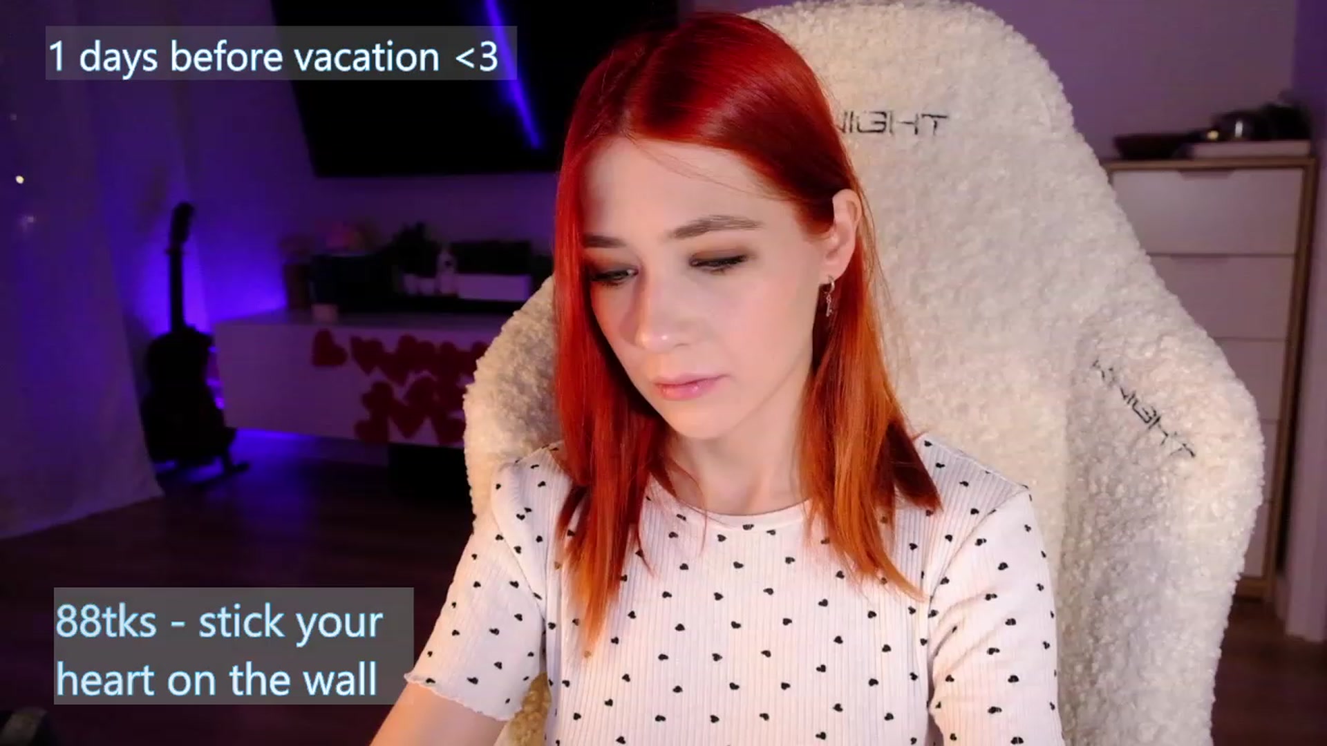 Gallery image thumbnail from JulyRedFox's myfreecams stream on, 02/14/2023, 01:14 image 2 of 20