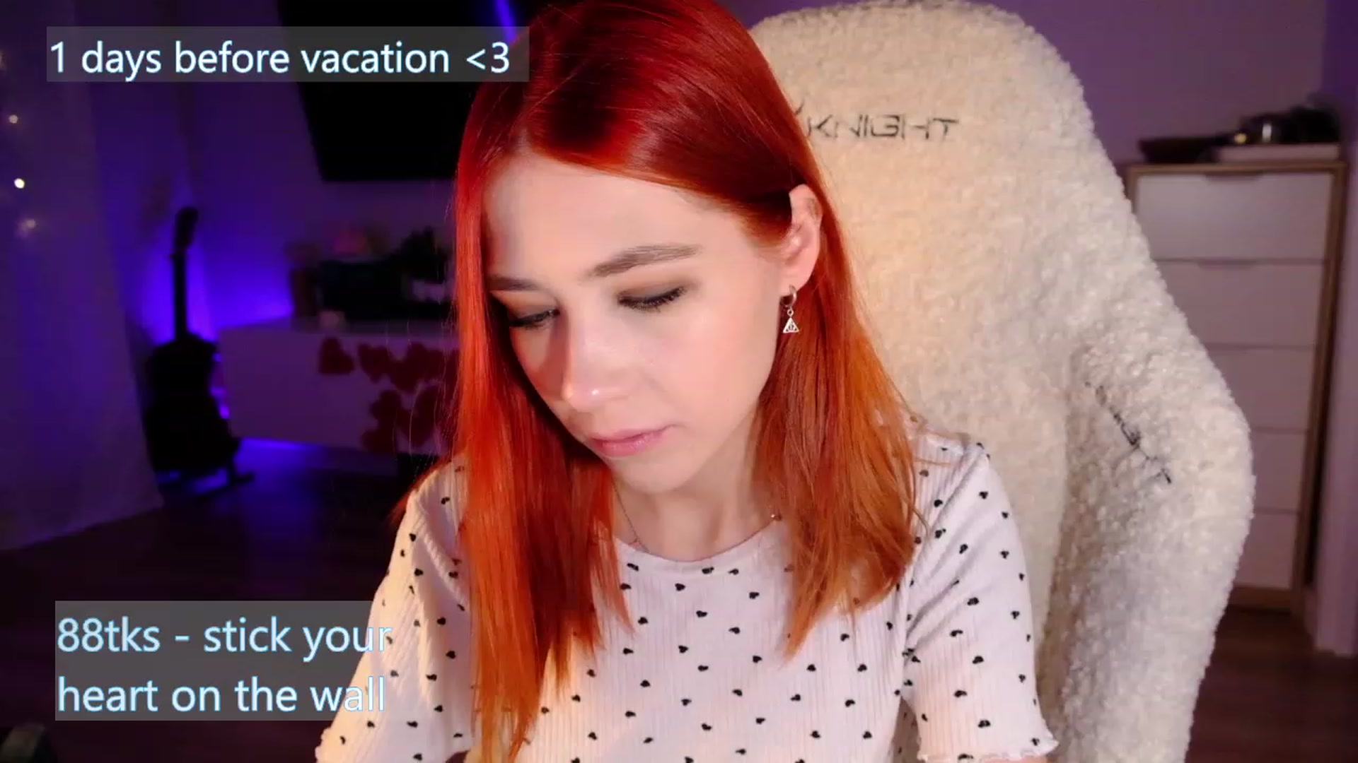 Gallery image thumbnail from JulyRedFox's myfreecams stream on, 02/14/2023, 01:14 image 18 of 20