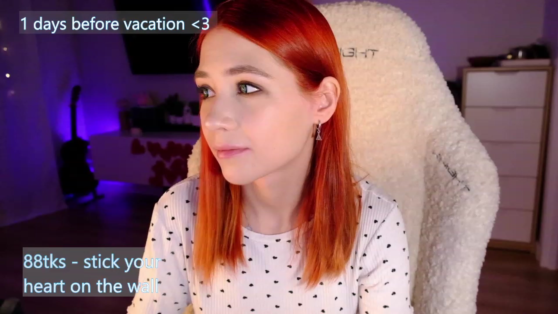 Gallery image thumbnail from JulyRedFox's myfreecams stream on, 02/14/2023, 01:14 image 20 of 20