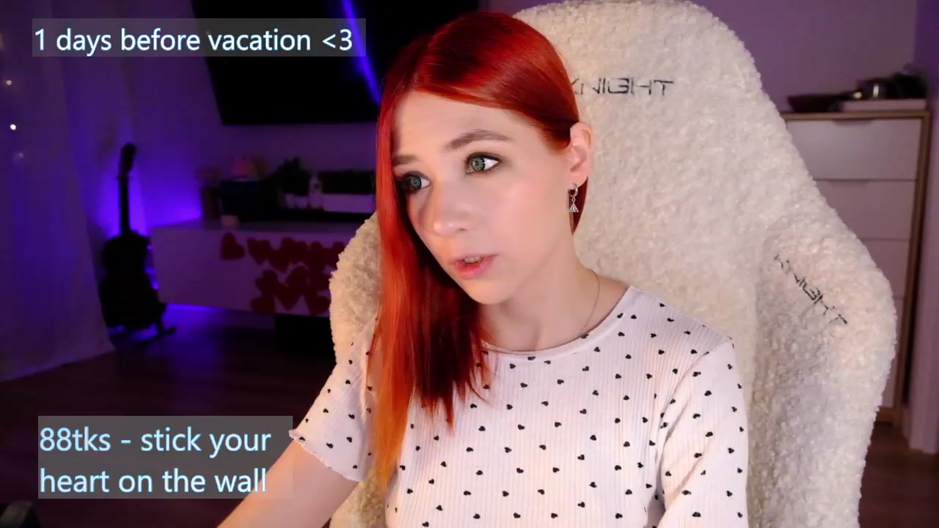 Gallery image thumbnail from JulyRedFox's myfreecams stream on, 02/14/2023, 01:14 image 1 of 20