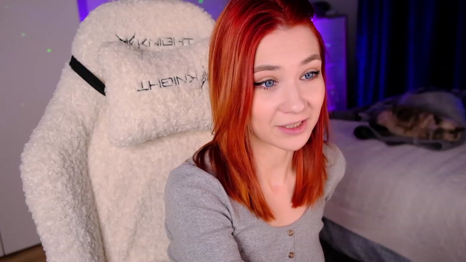 Gallery image thumbnail from JulyRedFox's myfreecams stream on, 03/29/2023, 02:49 image 19 of 20