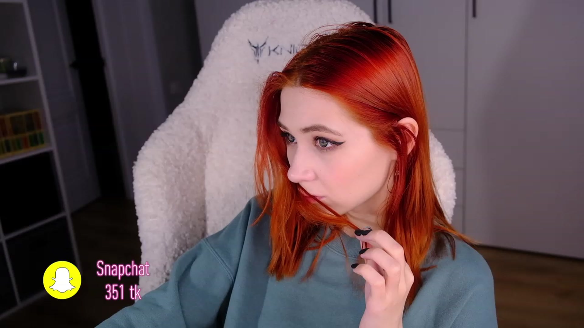 Gallery image thumbnail from JulyRedFox's myfreecams stream on, 05/08/2023, 03:04 image 13 of 20