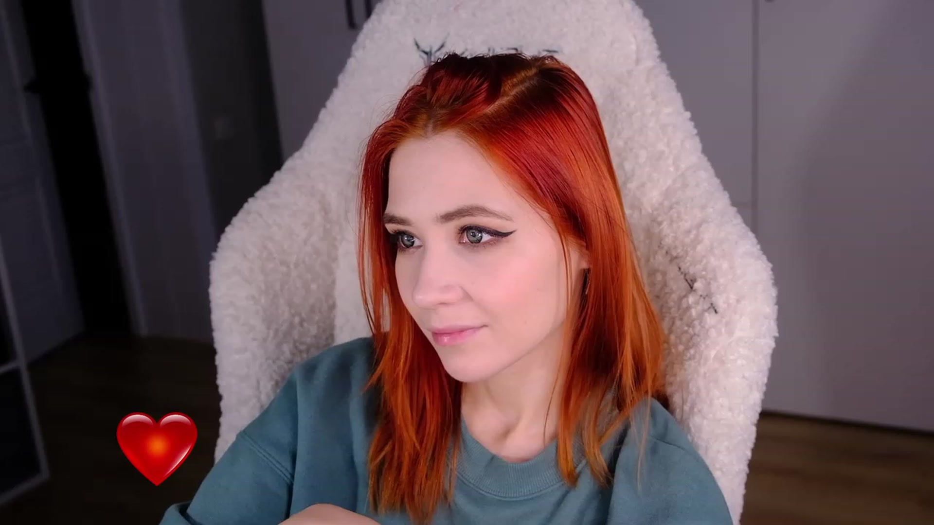 Gallery image thumbnail from JulyRedFox's myfreecams stream on, 05/08/2023, 03:04 image 18 of 20