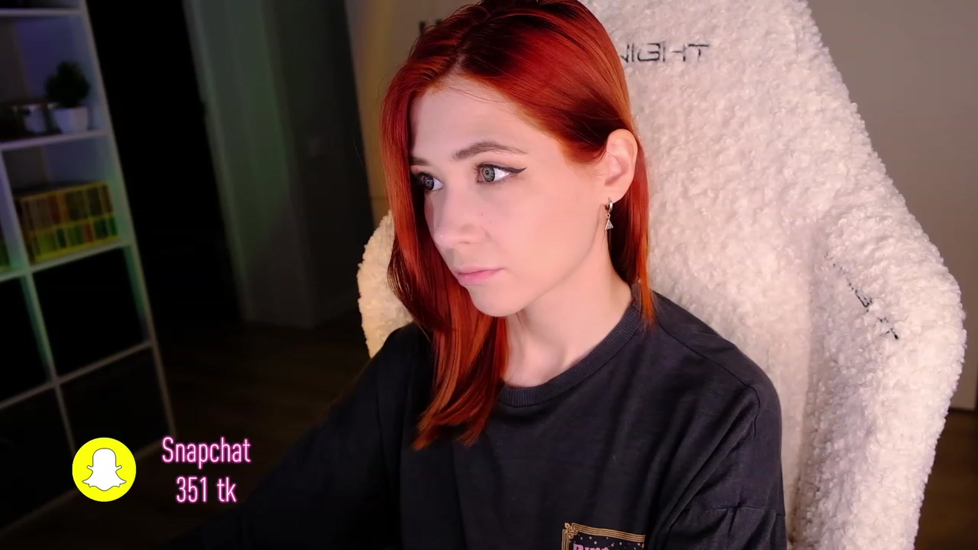 Gallery image thumbnail from JulyRedFox's myfreecams stream on, 05/22/2023, 02:06 image 13 of 20