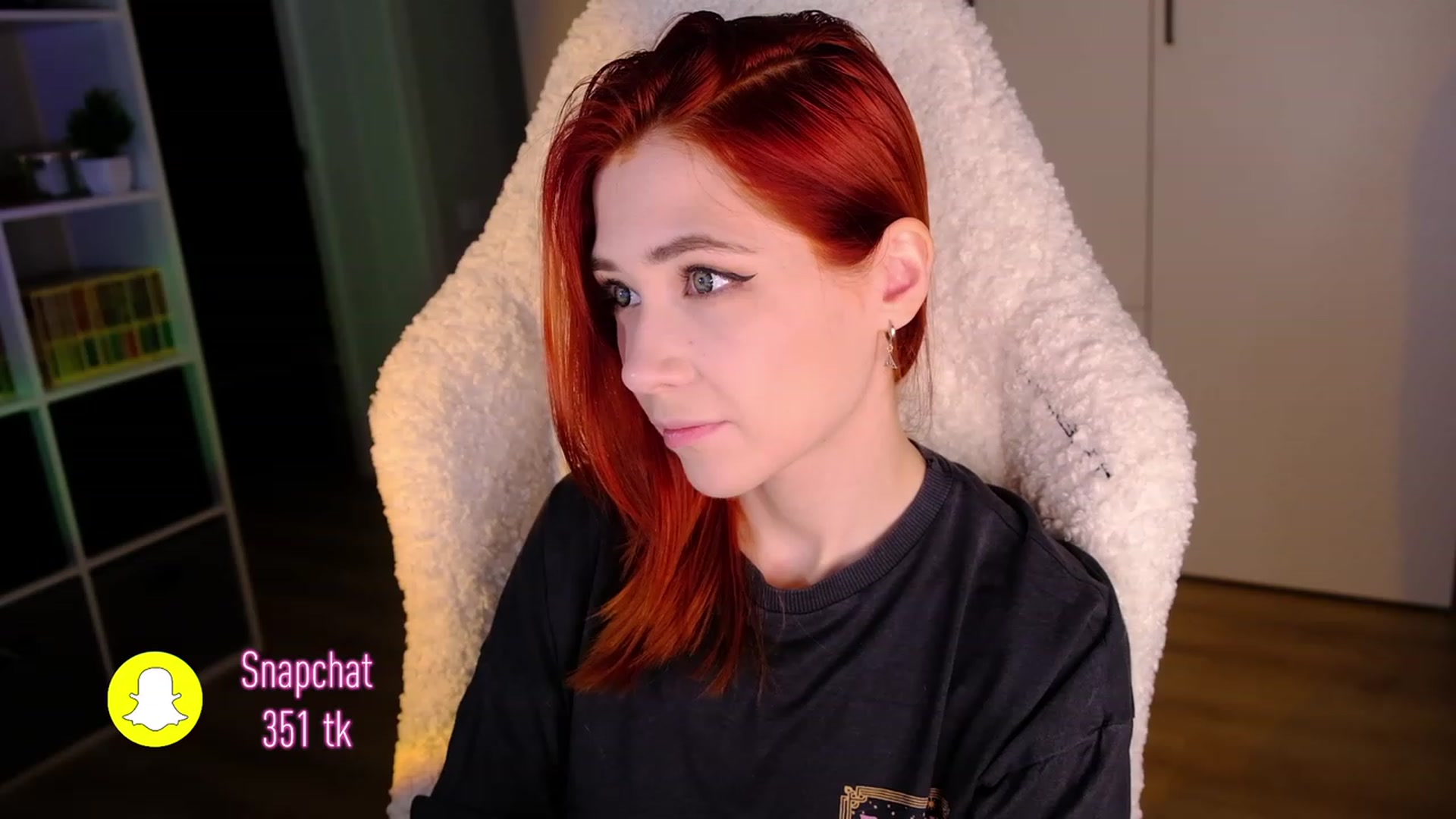 Gallery image thumbnail from JulyRedFox's myfreecams stream on, 05/22/2023, 02:06 image 18 of 20