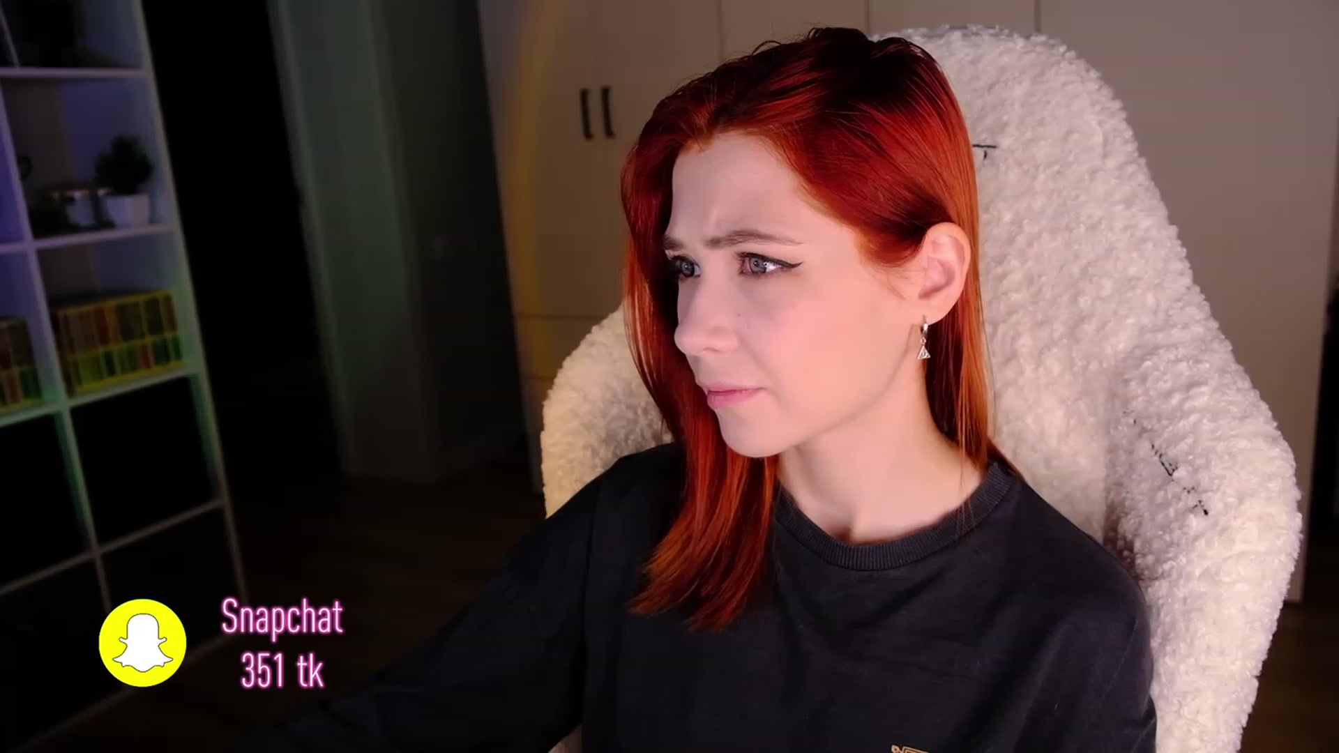 Gallery image thumbnail from JulyRedFox's myfreecams stream on, 05/22/2023, 02:06 image 4 of 20