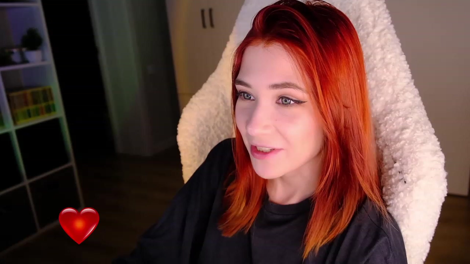Gallery image thumbnail from JulyRedFox's myfreecams stream on, 05/22/2023, 02:06 image 16 of 20
