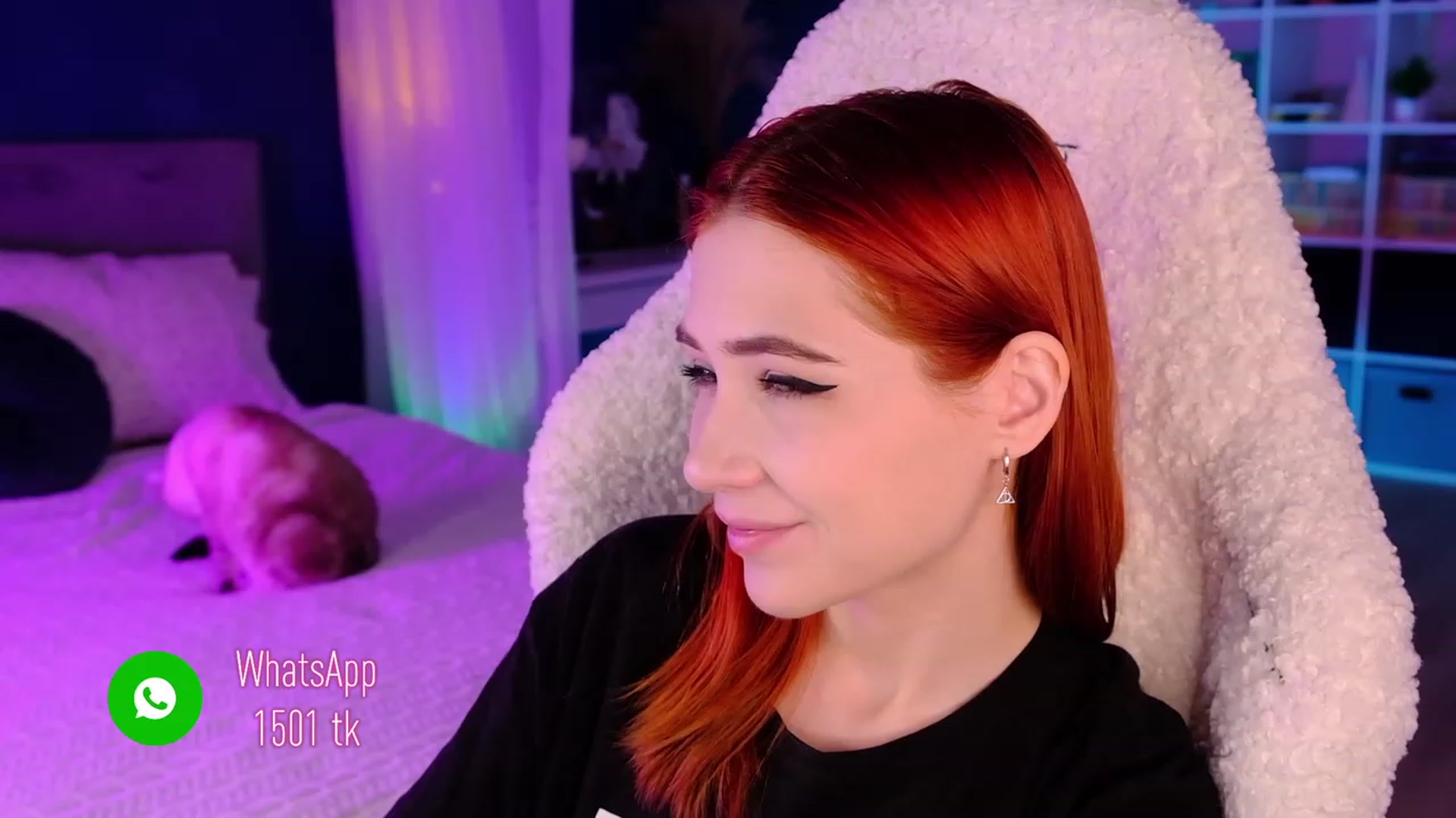 Gallery image thumbnail from JulyRedFox's myfreecams stream on, 06/10/2023, 24:02 image 8 of 20