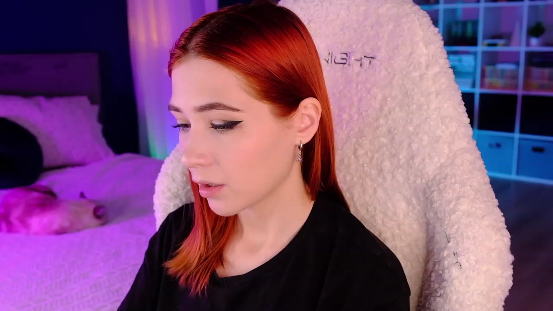 Gallery image thumbnail from JulyRedFox's myfreecams stream on, 06/10/2023, 24:02 image 20 of 20