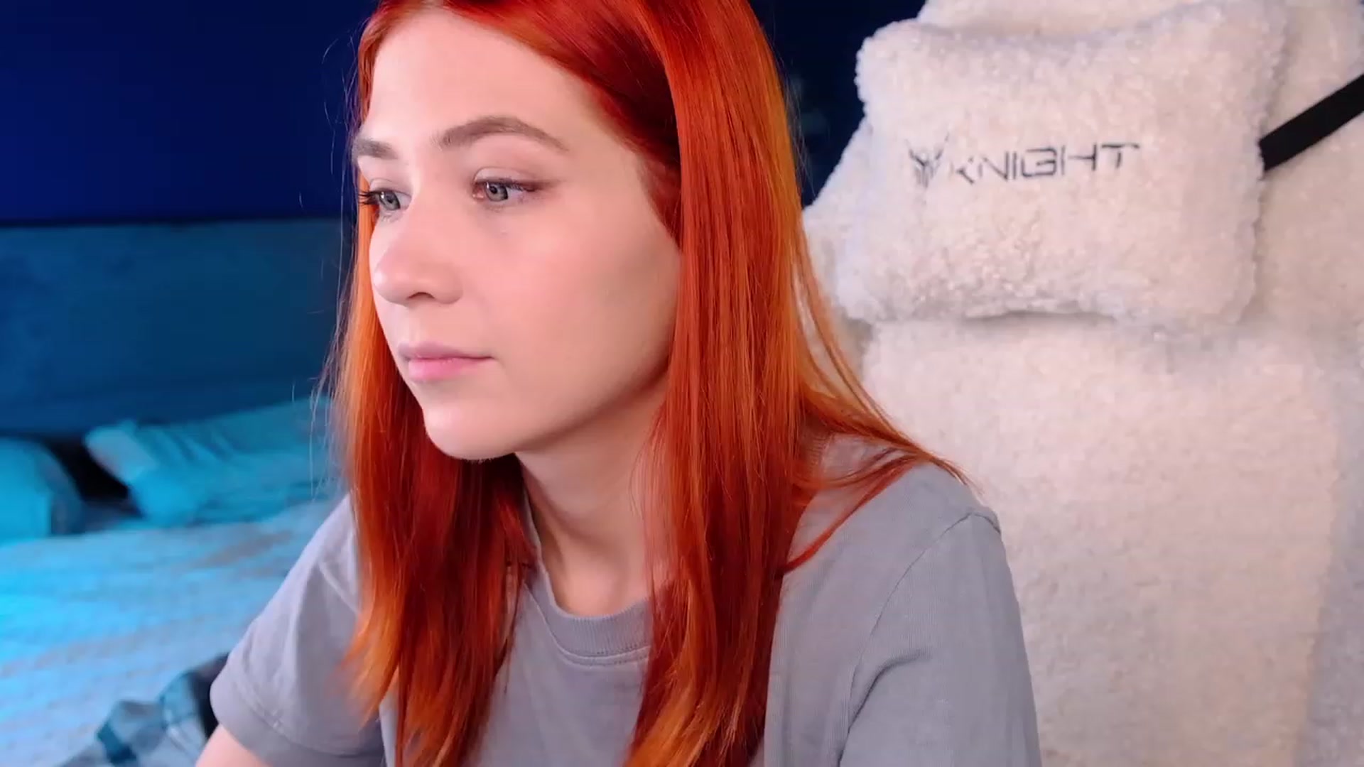 Gallery image thumbnail from JulyRedFox's myfreecams stream on, 08/03/2023, 01:33 image 14 of 20