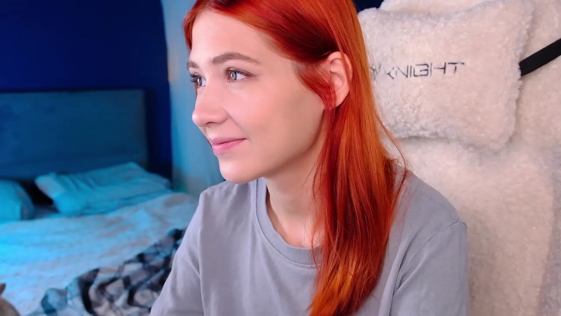 Gallery image thumbnail from JulyRedFox's myfreecams stream on, 08/03/2023, 01:33 image 16 of 20