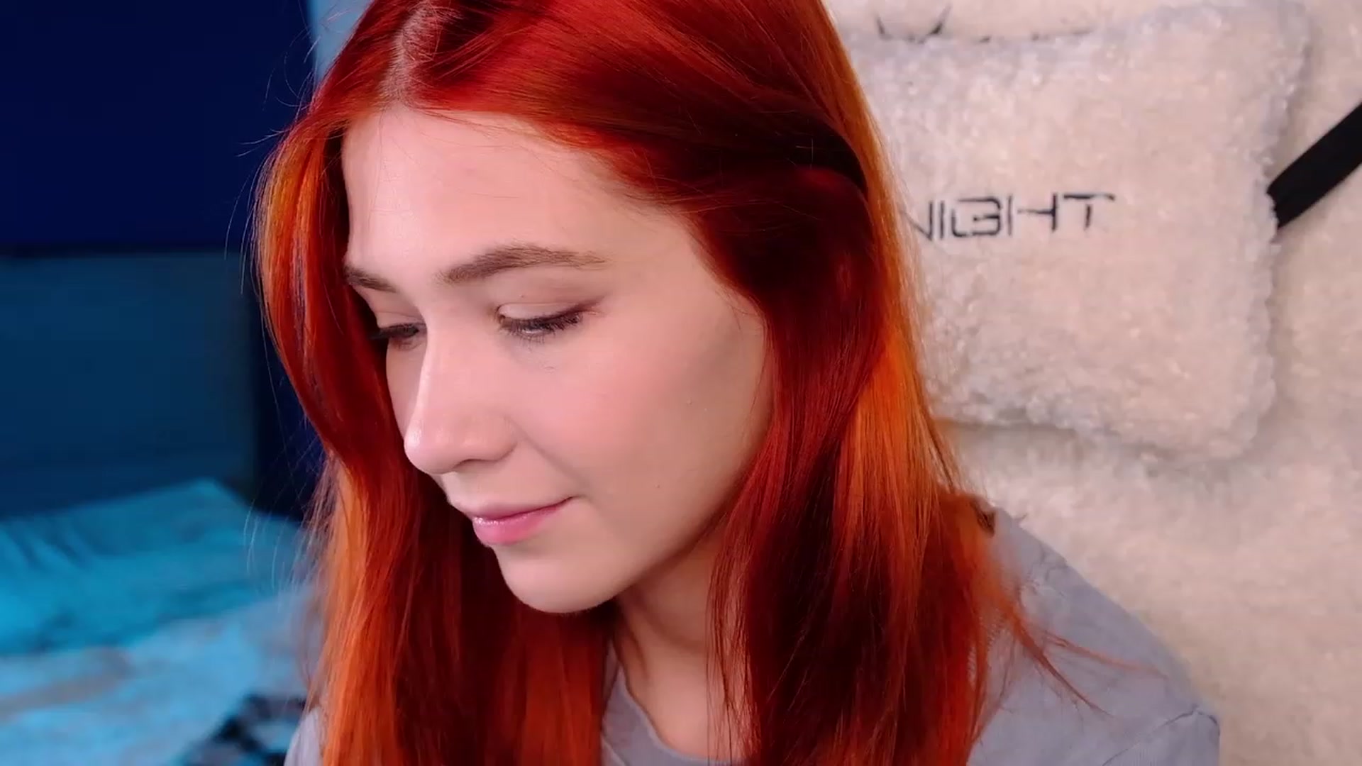 Gallery image thumbnail from JulyRedFox's myfreecams stream on, 08/03/2023, 01:33 image 6 of 20