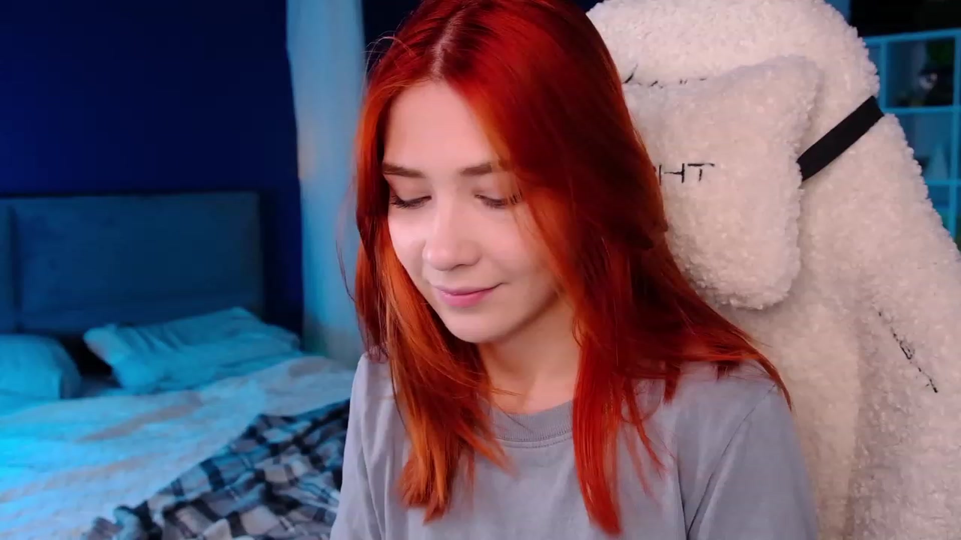 Gallery image thumbnail from JulyRedFox's myfreecams stream on, 08/03/2023, 01:33 image 3 of 20