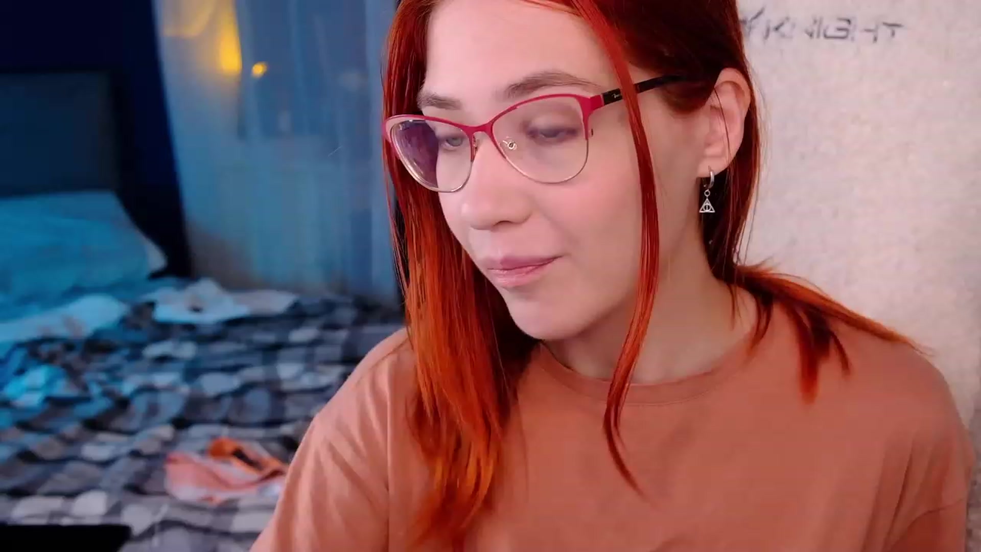 Gallery image thumbnail from JulyRedFox's myfreecams stream on, 08/14/2023, 02:24 image 1 of 20