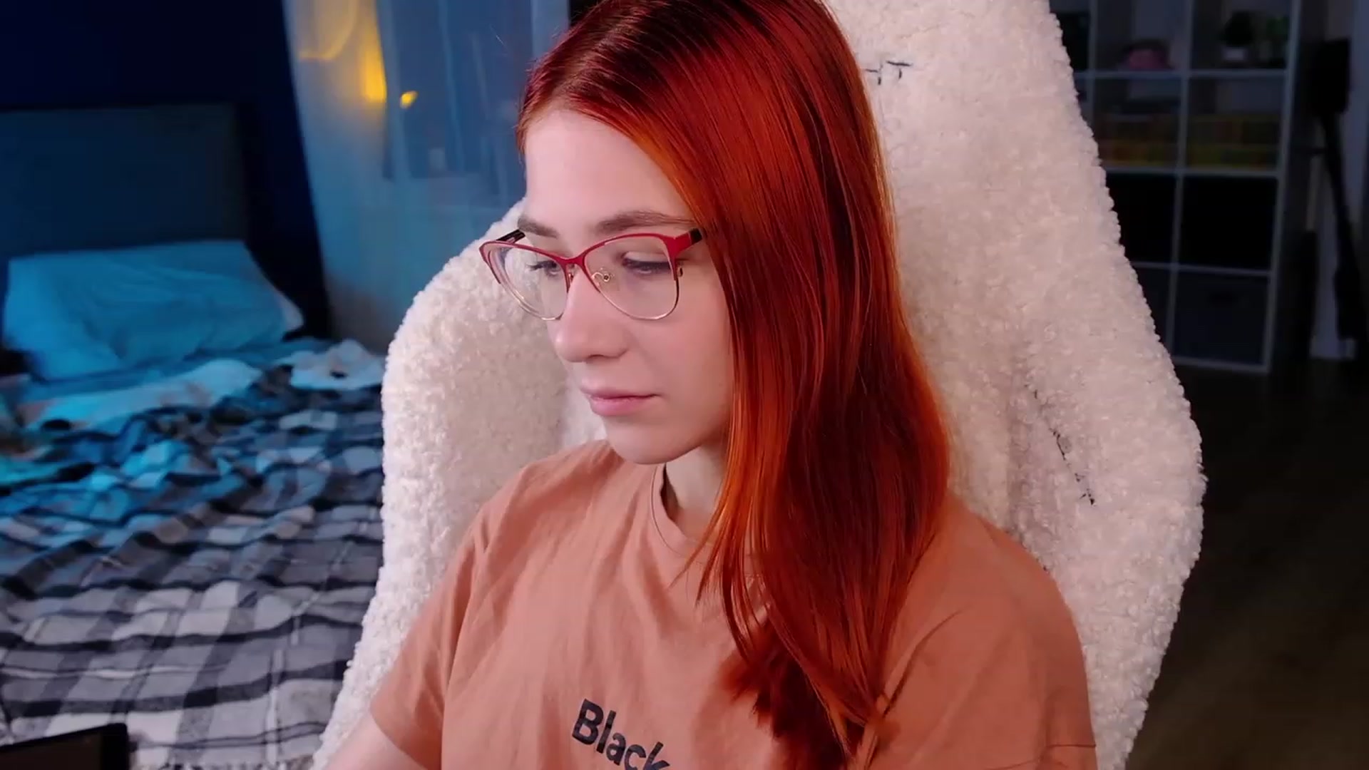 Gallery image thumbnail from JulyRedFox's myfreecams stream on, 08/14/2023, 02:24 image 15 of 20