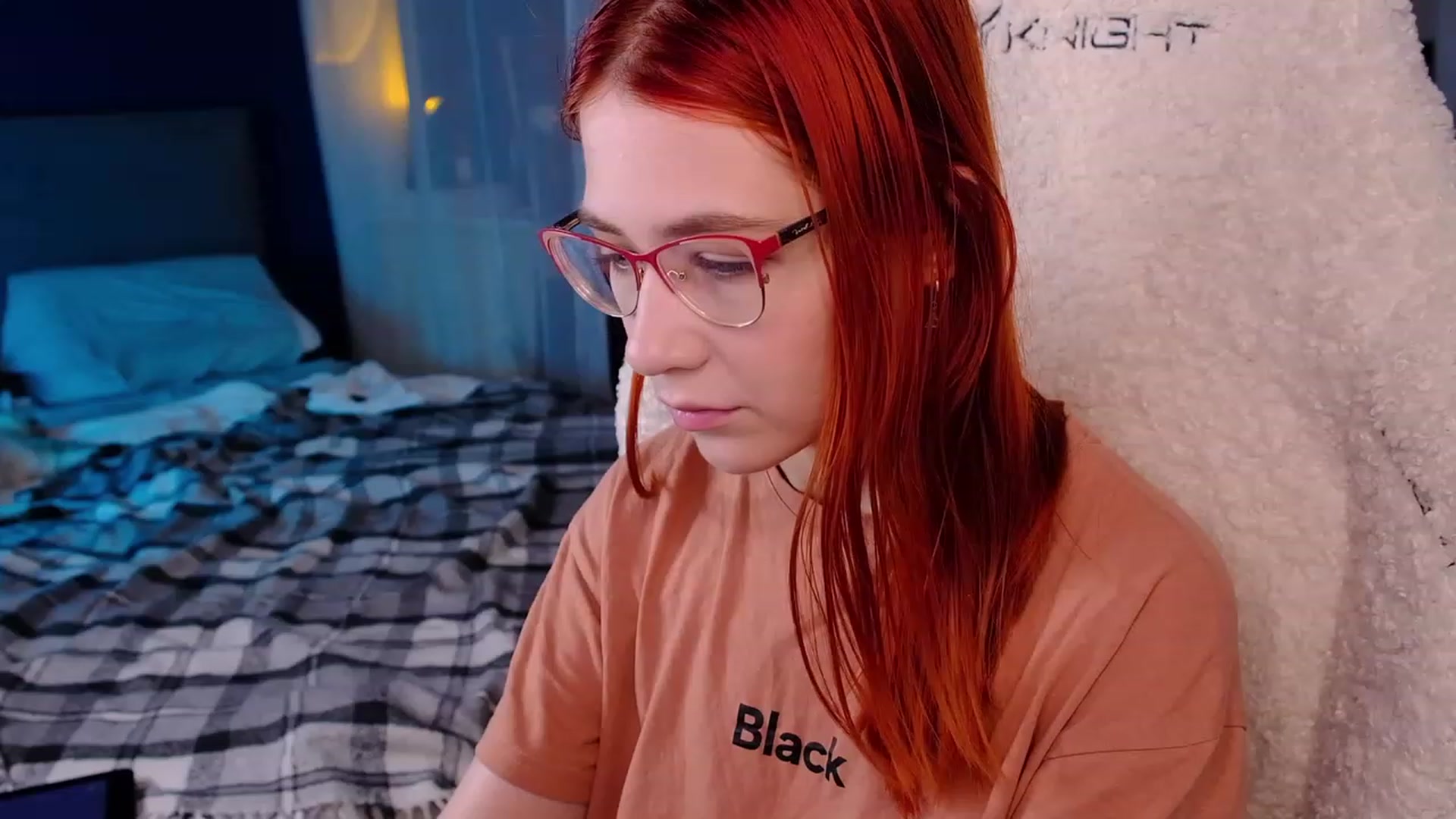 Gallery image thumbnail from JulyRedFox's myfreecams stream on, 08/14/2023, 02:24 image 19 of 20