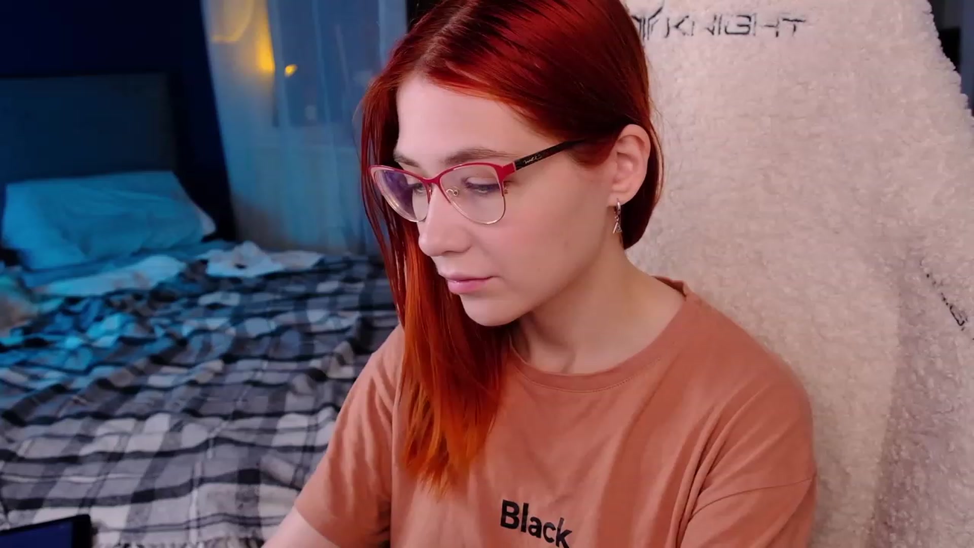 Gallery image thumbnail from JulyRedFox's myfreecams stream on, 08/14/2023, 02:24 image 20 of 20