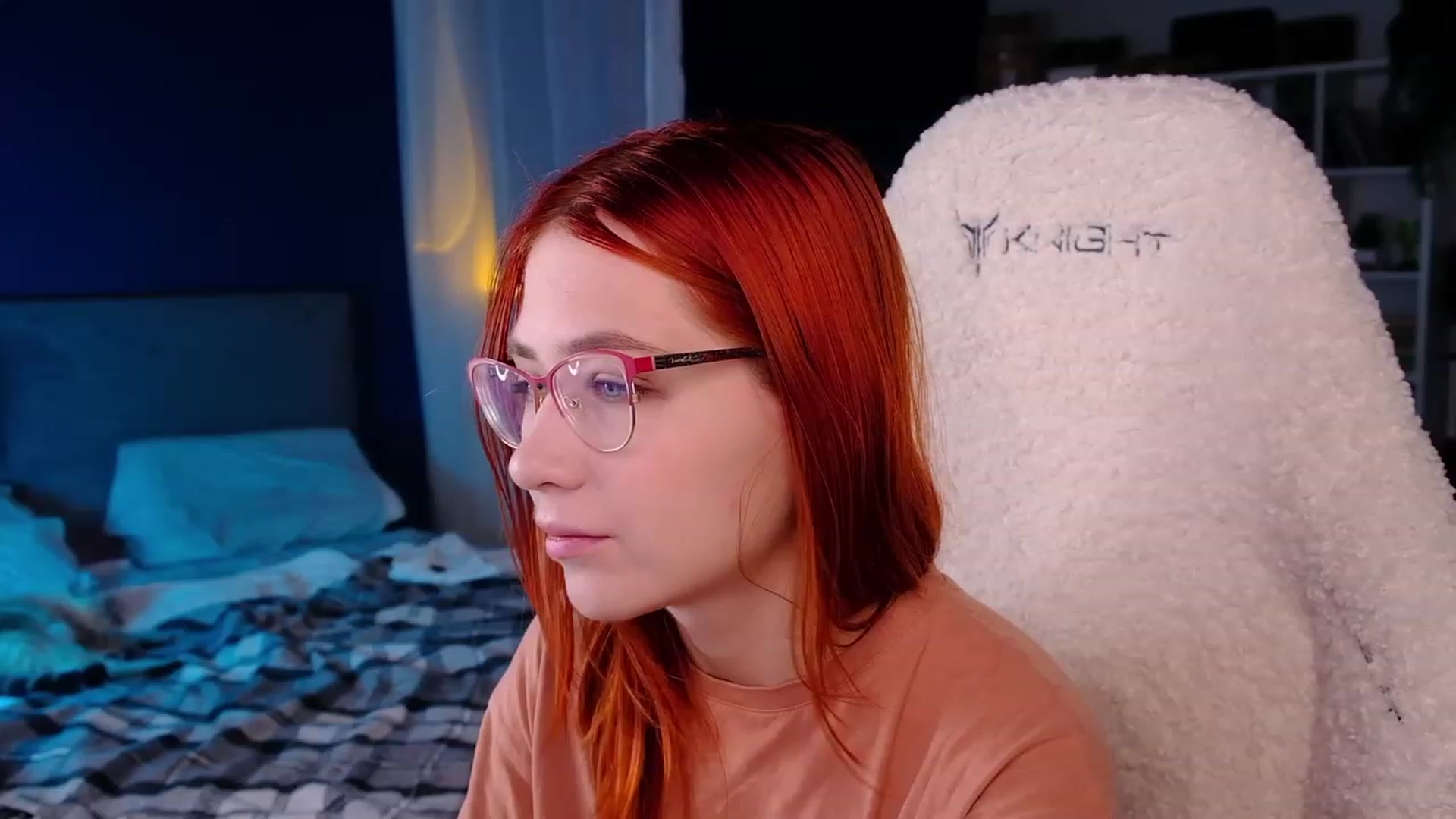 Gallery image thumbnail from JulyRedFox's myfreecams stream on, 08/14/2023, 02:24 image 5 of 20