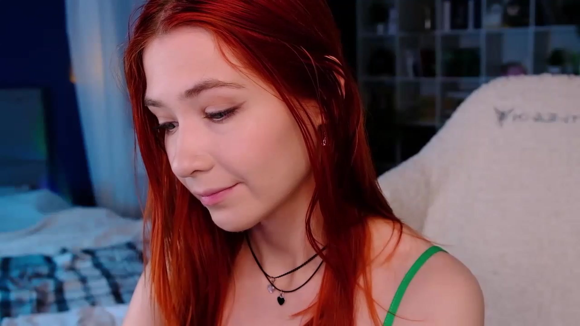 Gallery image thumbnail from JulyRedFox's myfreecams stream on, 08/20/2023, 24:27 image 11 of 20