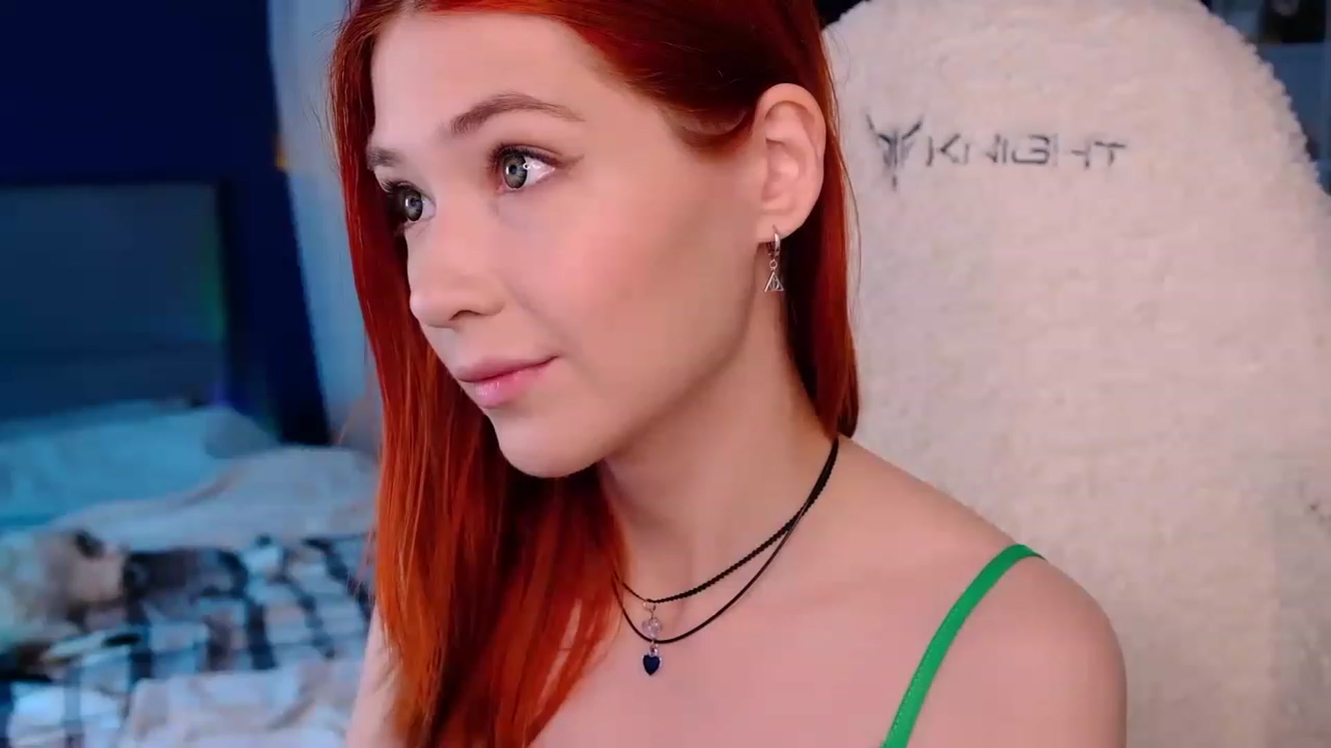 Gallery image thumbnail from JulyRedFox's myfreecams stream on, 08/20/2023, 24:27 image 16 of 20