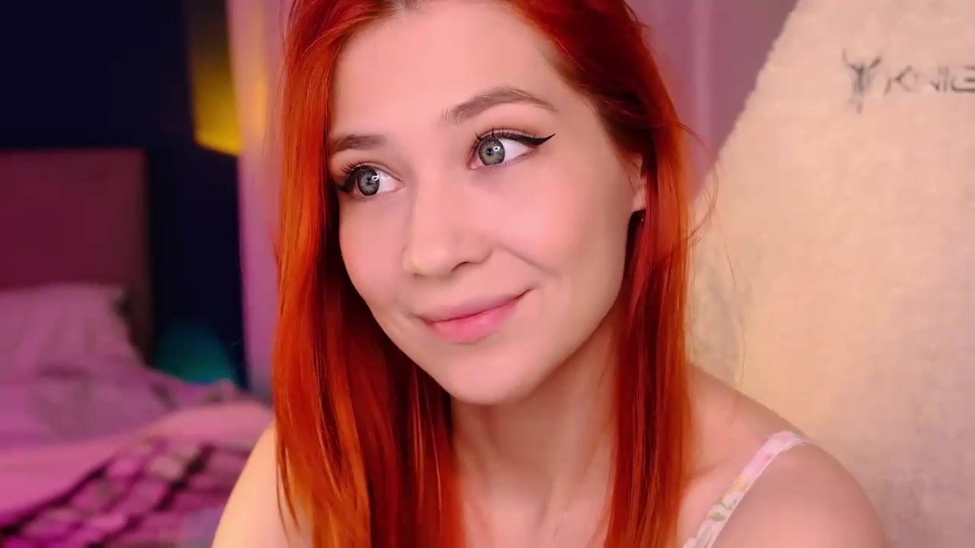 Gallery image thumbnail from JulyRedFox's myfreecams stream on, 08/23/2023, 23:10 image 20 of 20