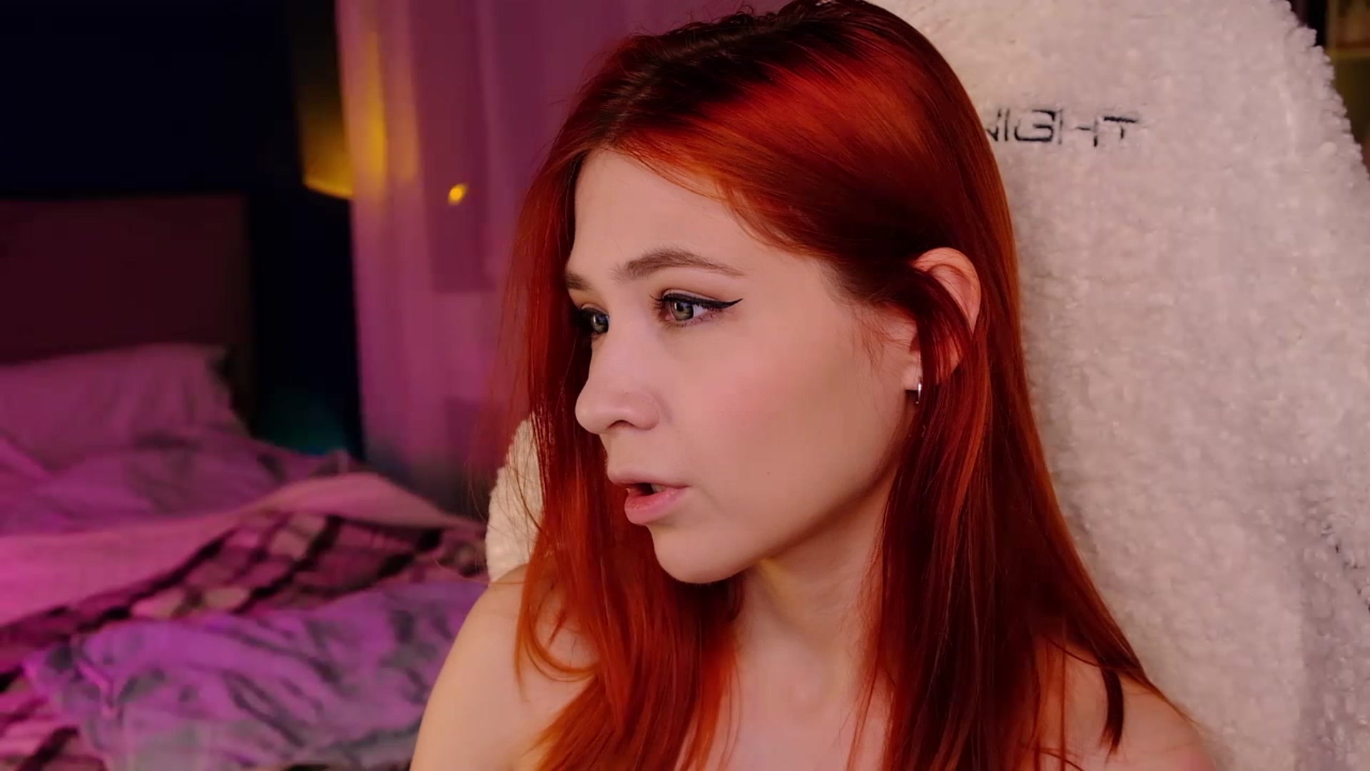 Gallery image thumbnail from JulyRedFox's myfreecams stream on, 08/24/2023, 24:02 image 1 of 20