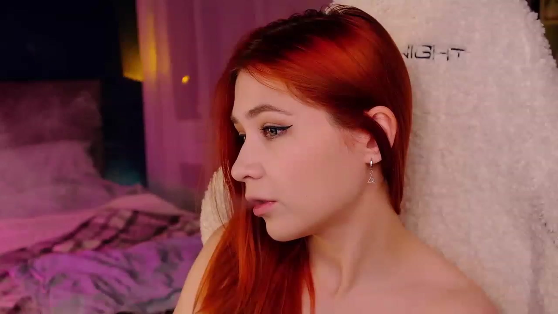 Gallery image thumbnail from JulyRedFox's myfreecams stream on, 08/24/2023, 24:02 image 5 of 20