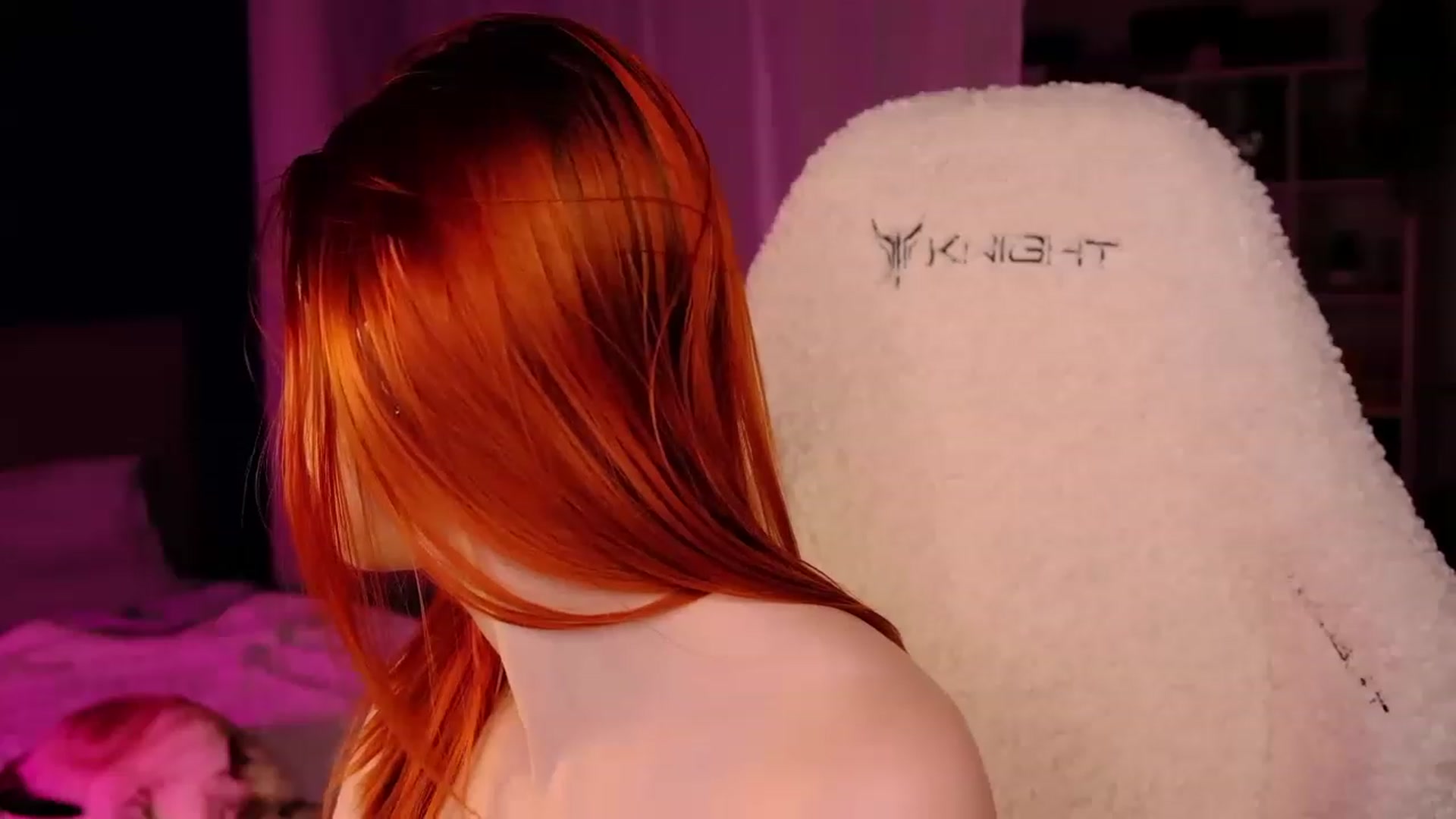 Gallery image thumbnail from JulyRedFox's myfreecams stream on, 08/26/2023, 01:23 image 14 of 20