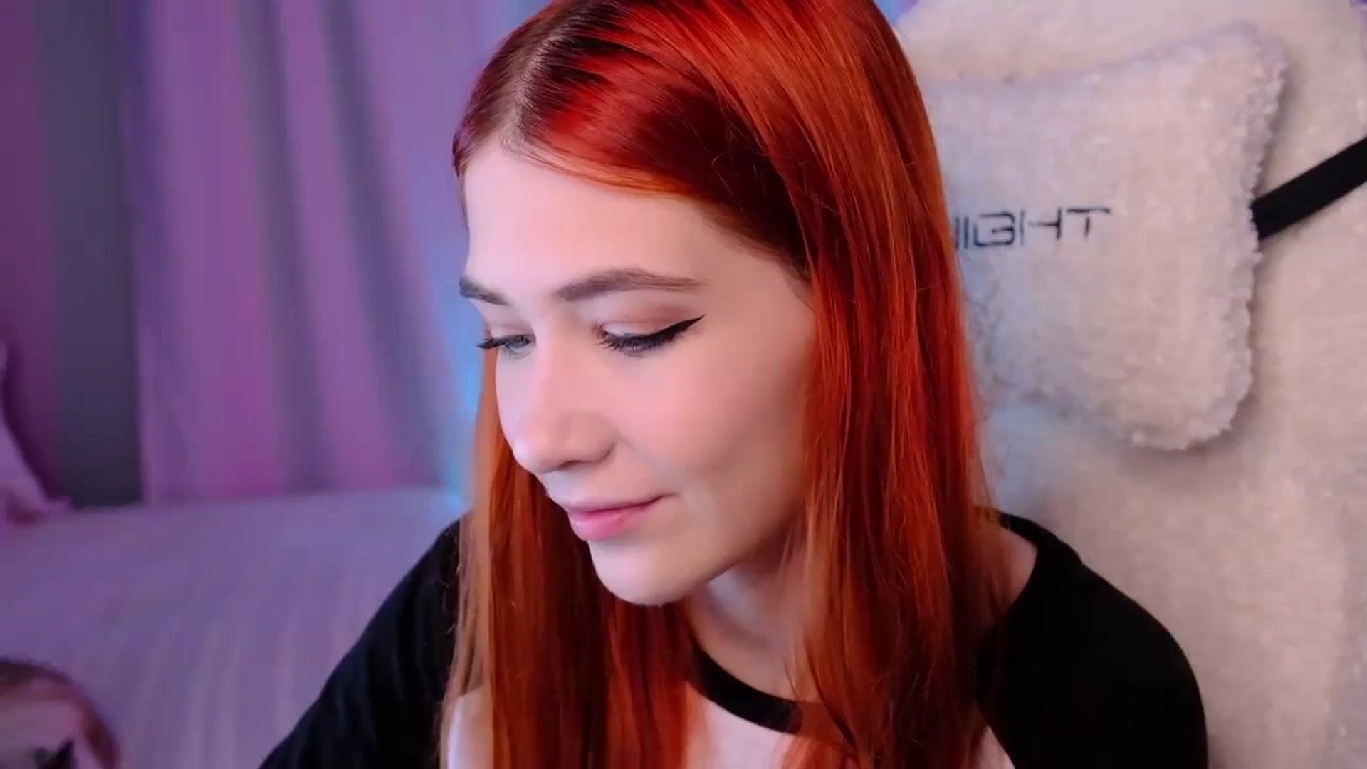 Gallery image thumbnail from JulyRedFox's myfreecams stream on, 09/02/2023, 23:48 image 1 of 20