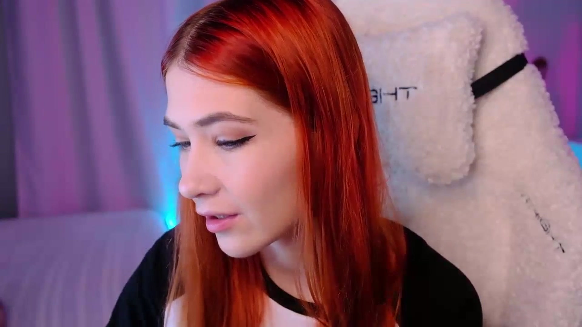 Gallery image thumbnail from JulyRedFox's myfreecams stream on, 09/02/2023, 23:48 image 9 of 20