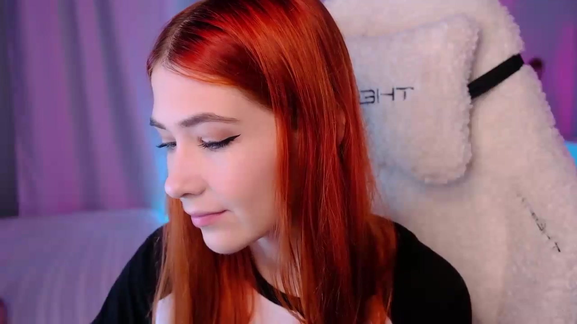 Gallery image thumbnail from JulyRedFox's myfreecams stream on, 09/02/2023, 23:48 image 8 of 20