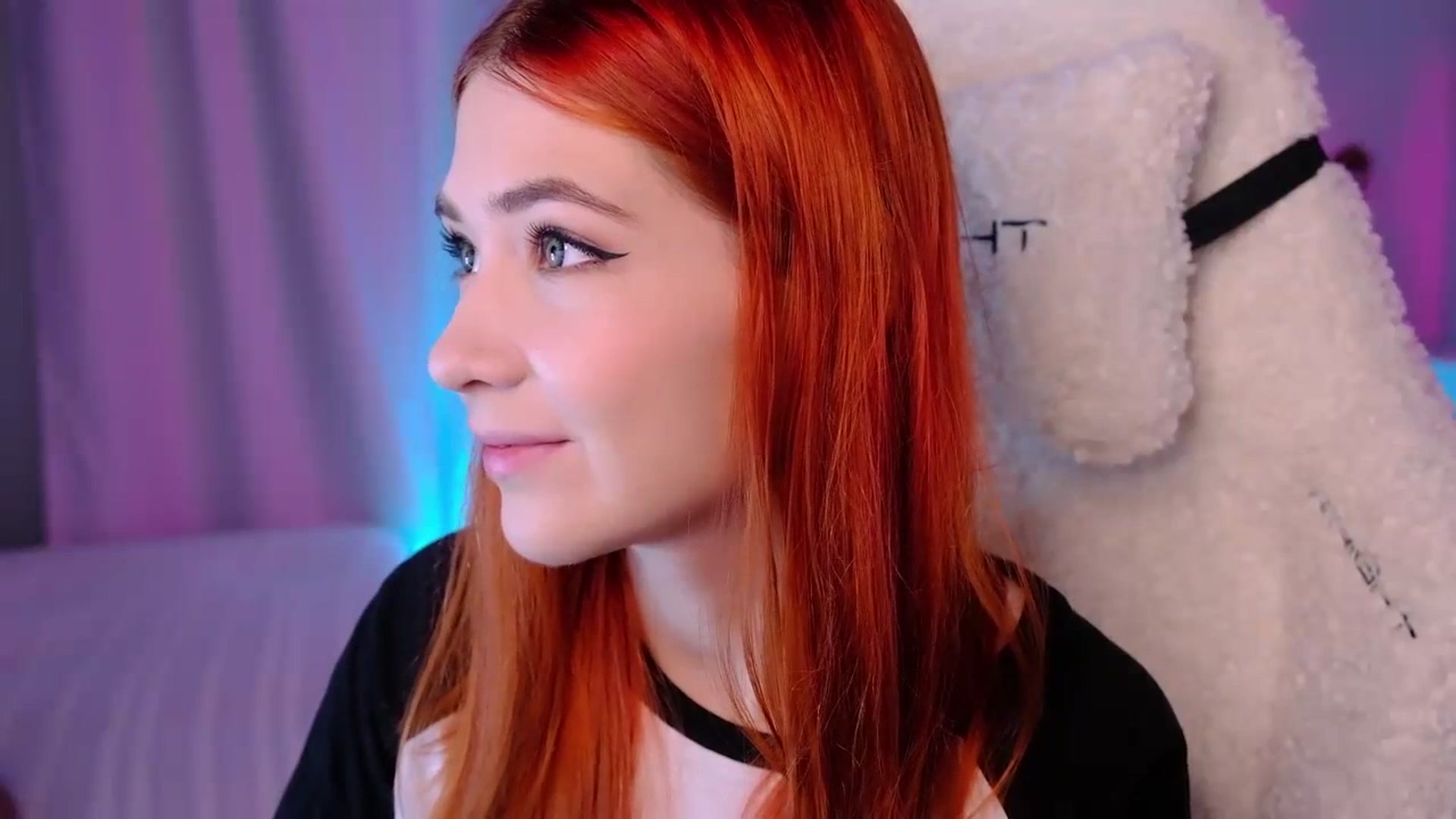 Gallery image thumbnail from JulyRedFox's myfreecams stream on, 09/02/2023, 23:48 image 5 of 20