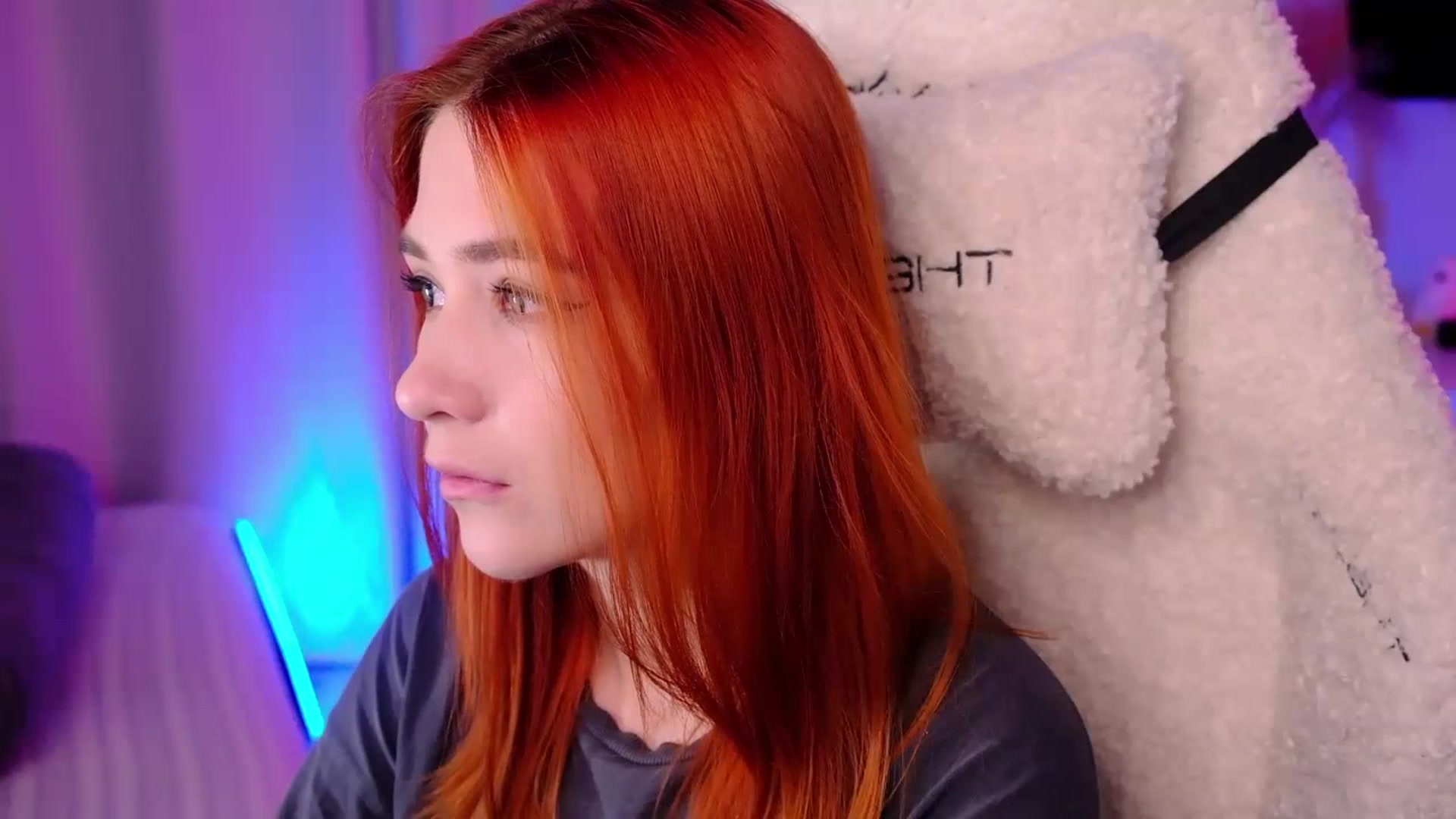 Gallery image thumbnail from JulyRedFox's myfreecams stream on, 09/07/2023, 01:42 image 14 of 20