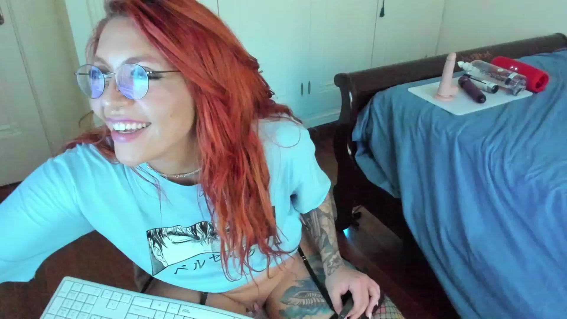 Gallery image thumbnail from July_foxy's myfreecams stream on, 12/12/2023, 18:04 image 2 of 20