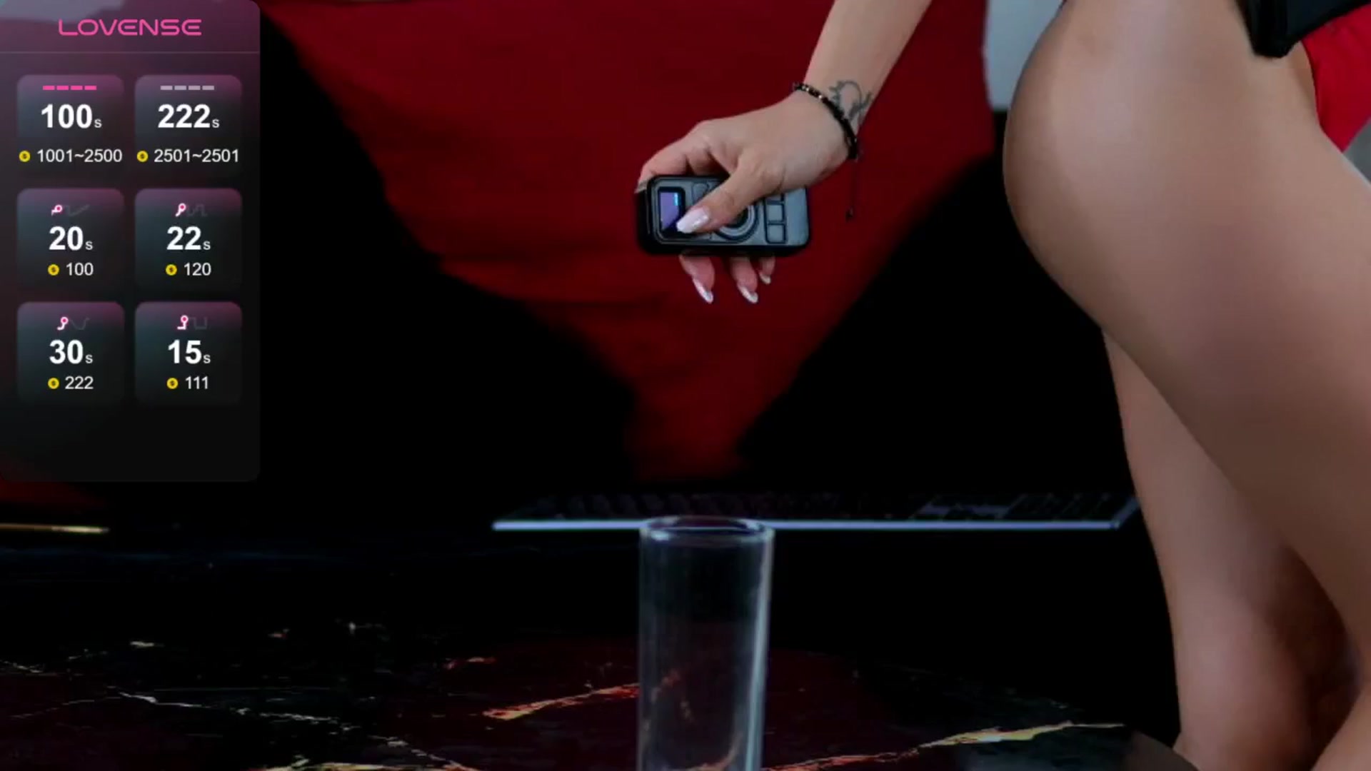 Gallery image thumbnail from JulyaHyde's myfreecams stream on, 03/27/2026, 14:36 image 17 of 20