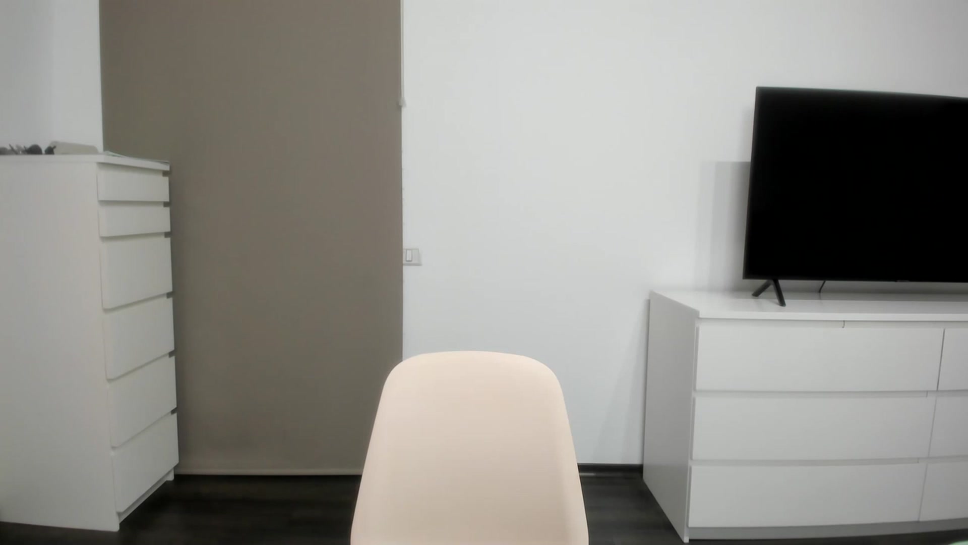 Gallery image thumbnail from JulyaWild's myfreecams stream on, 01/20/2023, 21:10 image 16 of 20