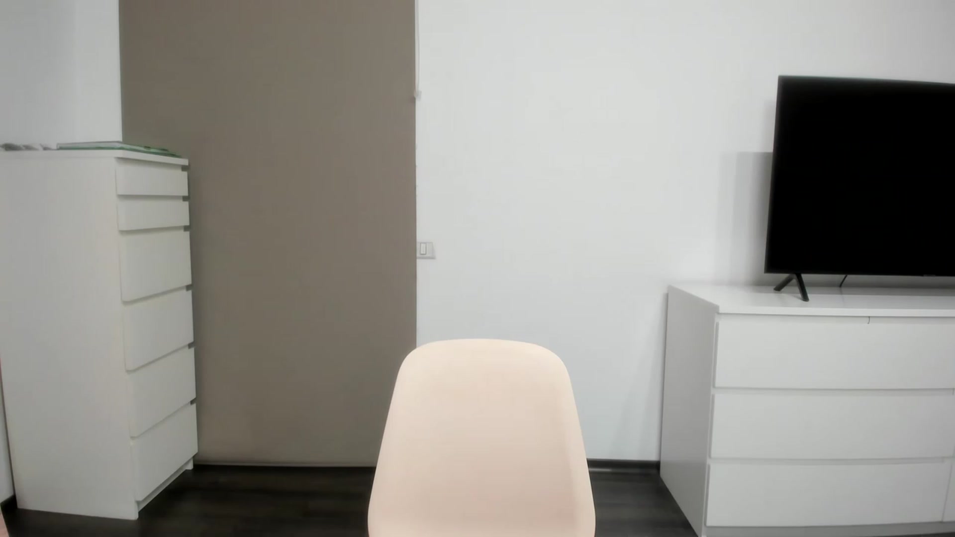 Gallery image thumbnail from JulyaWild's myfreecams stream on, 02/22/2023, 20:48 image 10 of 20
